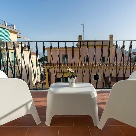 Panoramic Terrazza - Localita Panzió