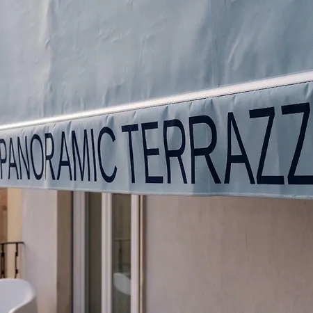ベッド・アンド・ブレックファスト Panoramic Terrazza - Localita マイオーリ